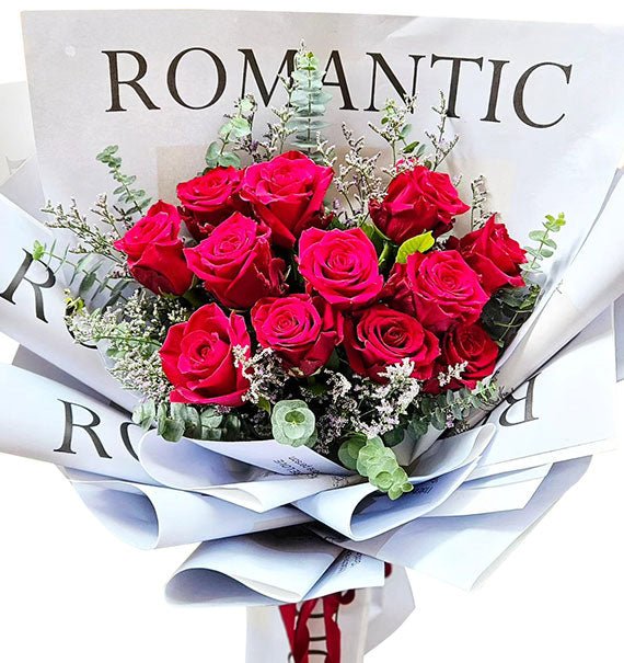 12 Red Ecuadorian Roses Bouquet