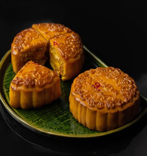 Mooncakes Breadtalk Vietnam Mooncakes In Vietnam, Saigonflowers