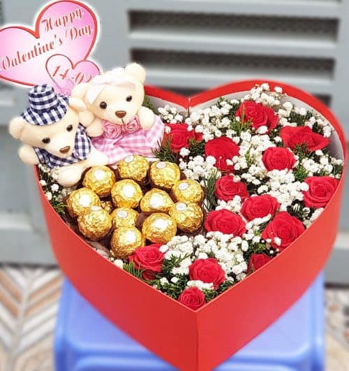 special-flowers-and-chocolate-valentine-06