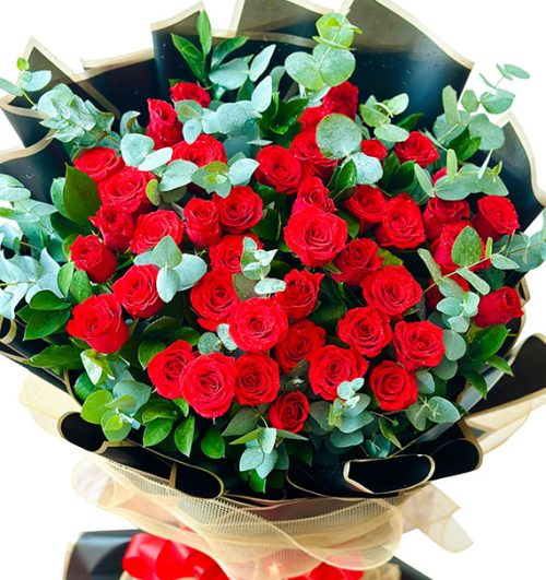 48 red roses womens day vietnam