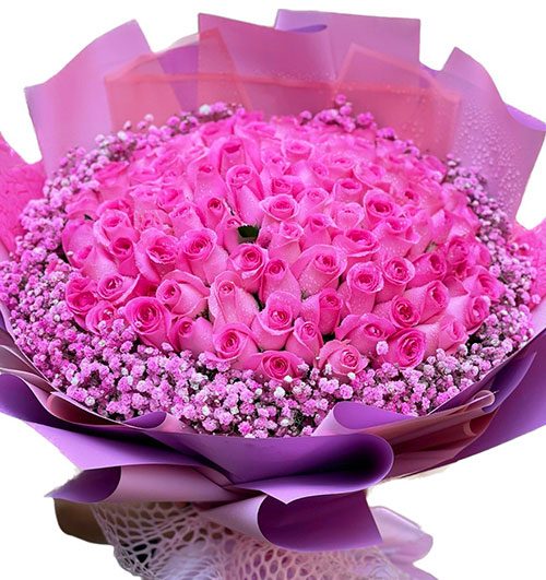 99 pink roses womens day