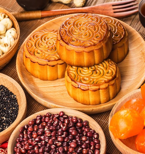 Mooncake Flavors in Vietnam top 10 most appetizing