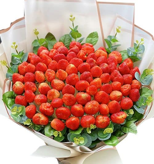fresh strawberries 500x531